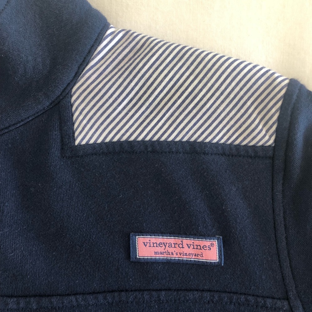Vineyard Vine Pullover